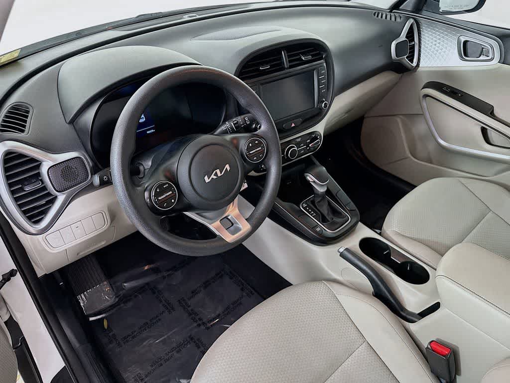 Thumbnail: 2023 Kia Soul - 2