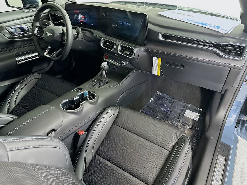 Thumbnail: 2025 Ford Mustang - 30