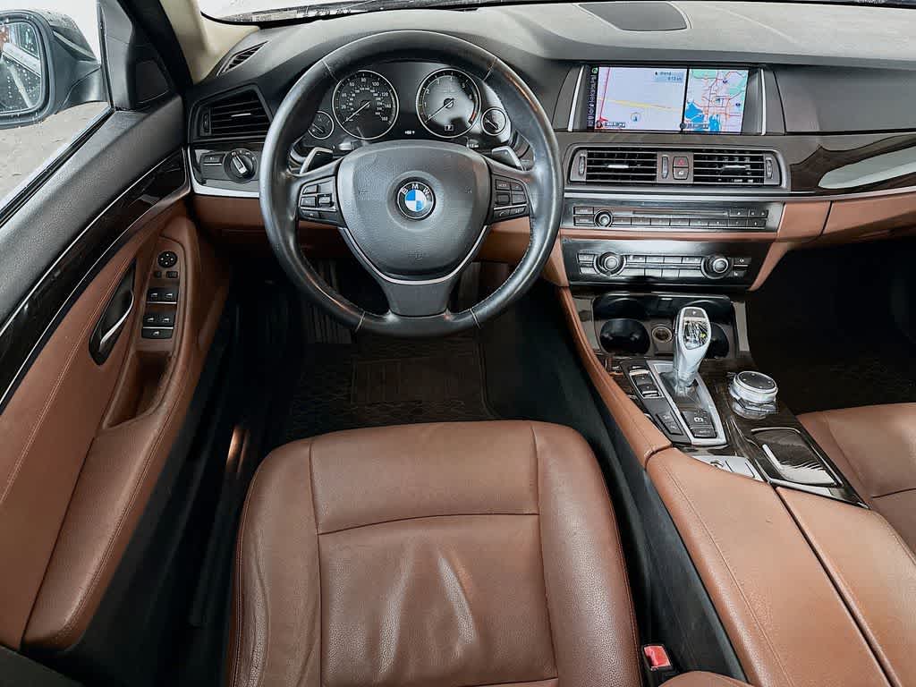 Thumbnail: 2016 BMW 5 Series - 10