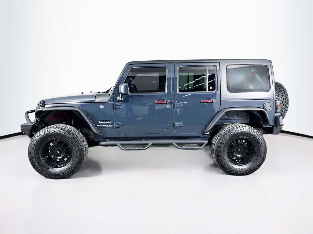 Thumbnail: 2017 Jeep Wrangler - 3
