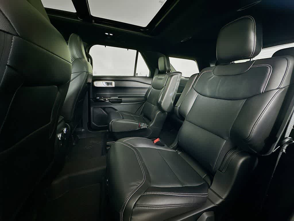 Thumbnail: 2022 Ford Explorer - 14