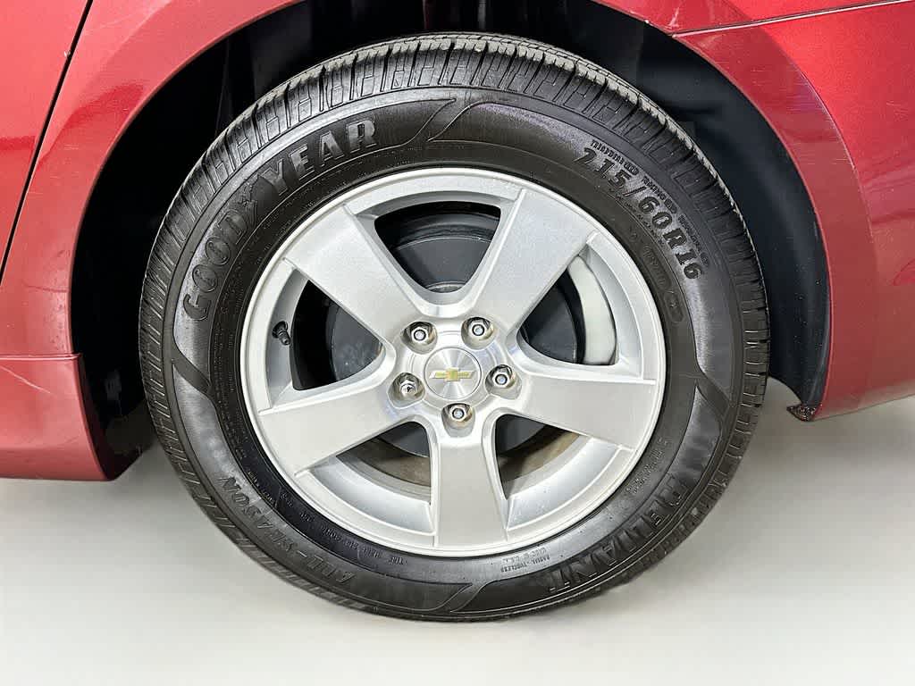 Thumbnail: 2015 Chevrolet Cruze - 8