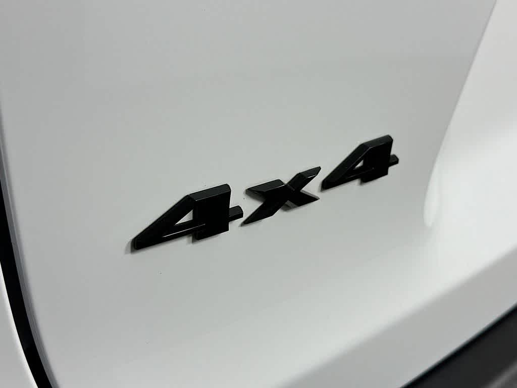 Thumbnail: 2023 Jeep Cherokee - 7