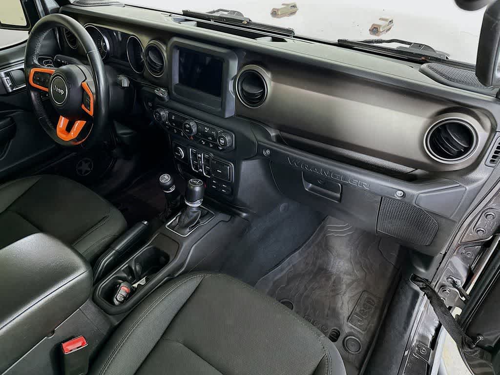 Thumbnail: 2019 Jeep Wrangler - 31