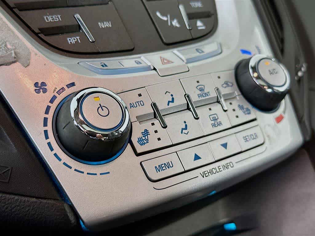 Thumbnail: 2012 Chevrolet Equinox - 18
