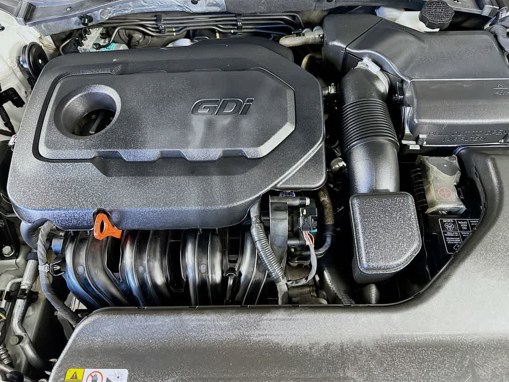 Thumbnail: 2016 Hyundai Sonata - 9