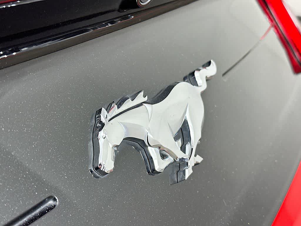 2018 Ford Mustang  7