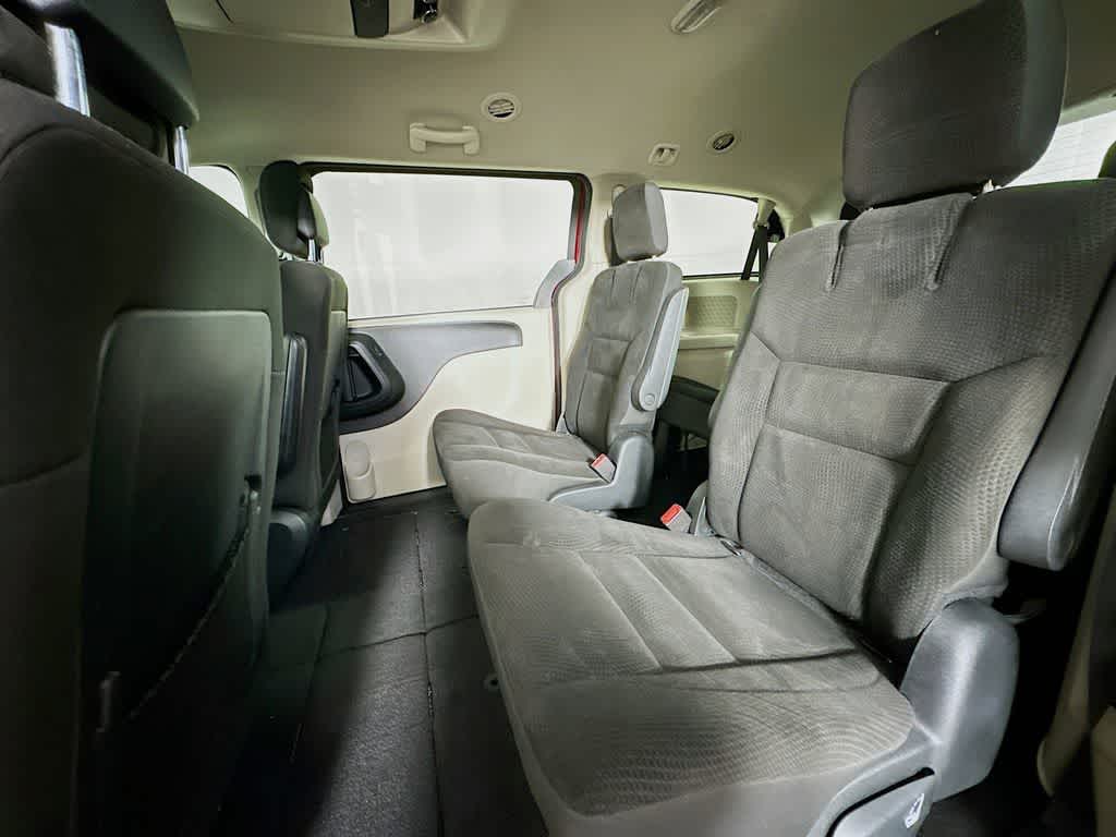 Thumbnail: 2018 Dodge Grand Caravan - 14