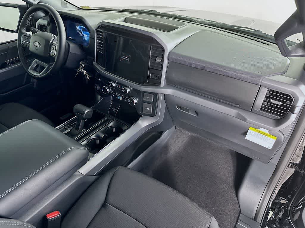 Thumbnail: 2025 Ford F-150 - 32