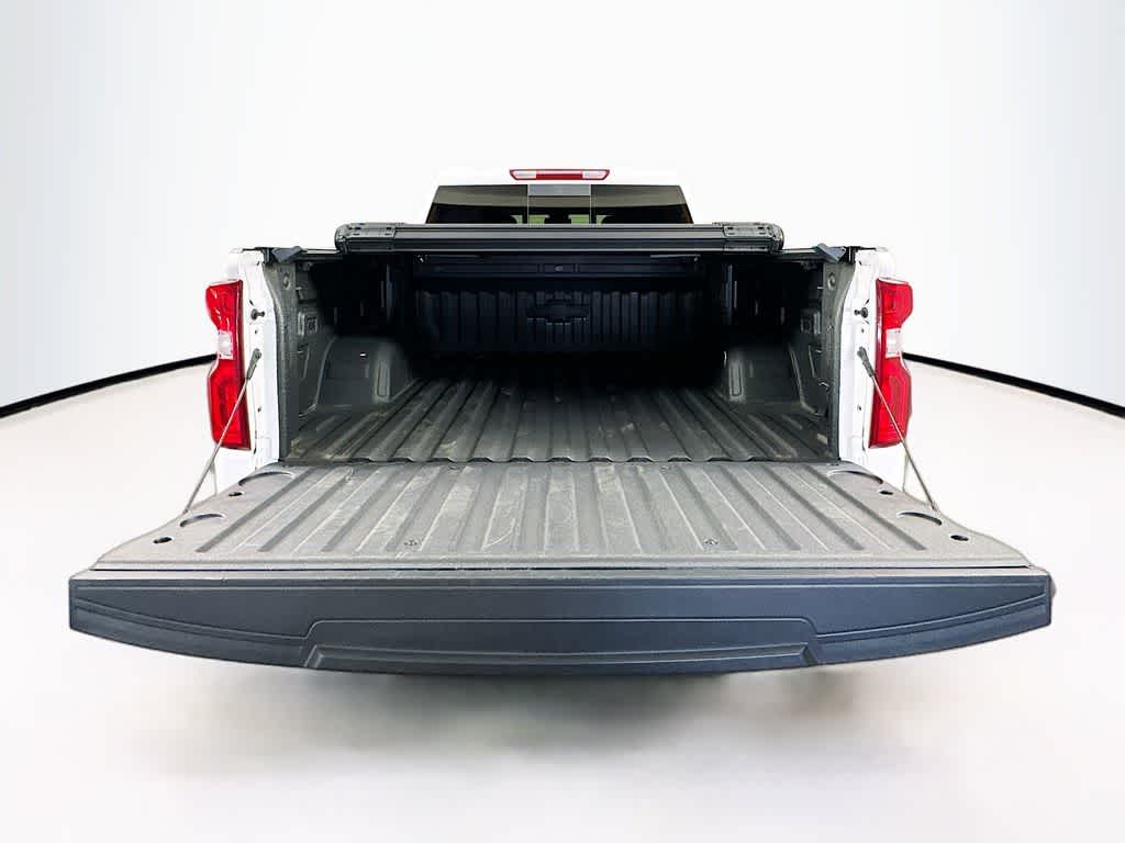 Thumbnail: 2023 Chevrolet Silverado 1500 - 21