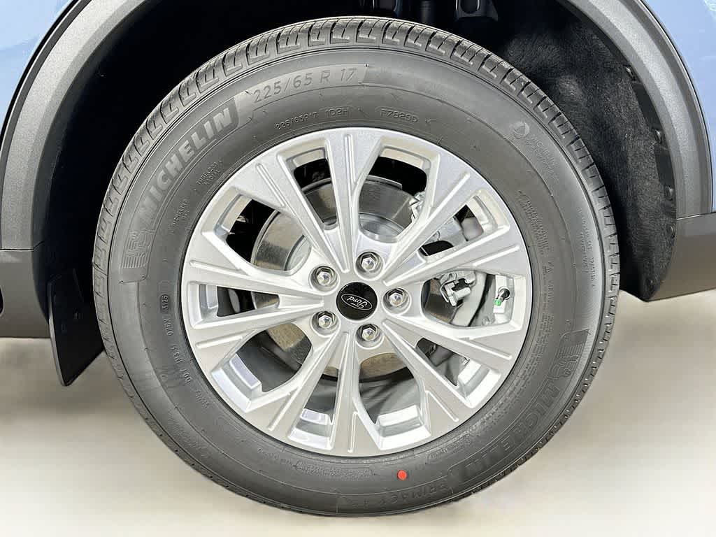 Thumbnail: 2026 Ford Escape - 8