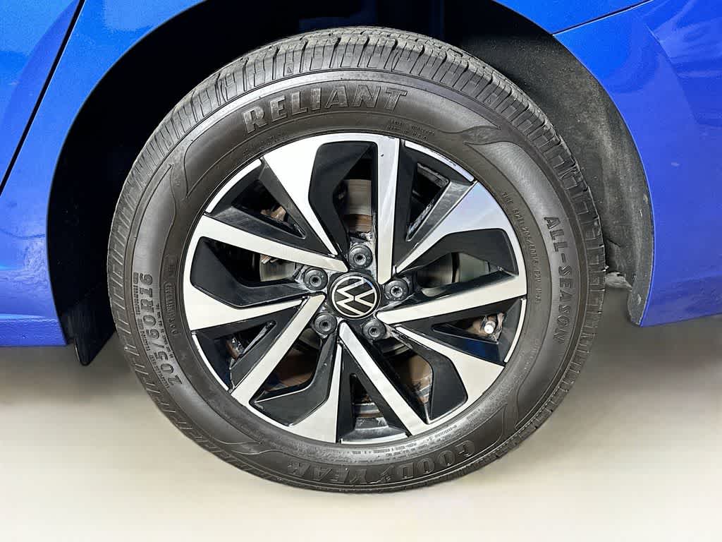 Thumbnail: 2024 Volkswagen Jetta - 8