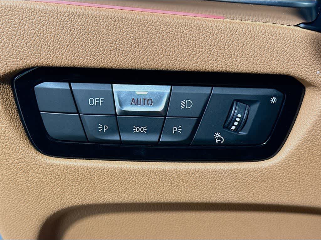 Thumbnail: 2023 BMW 4 Series - 26