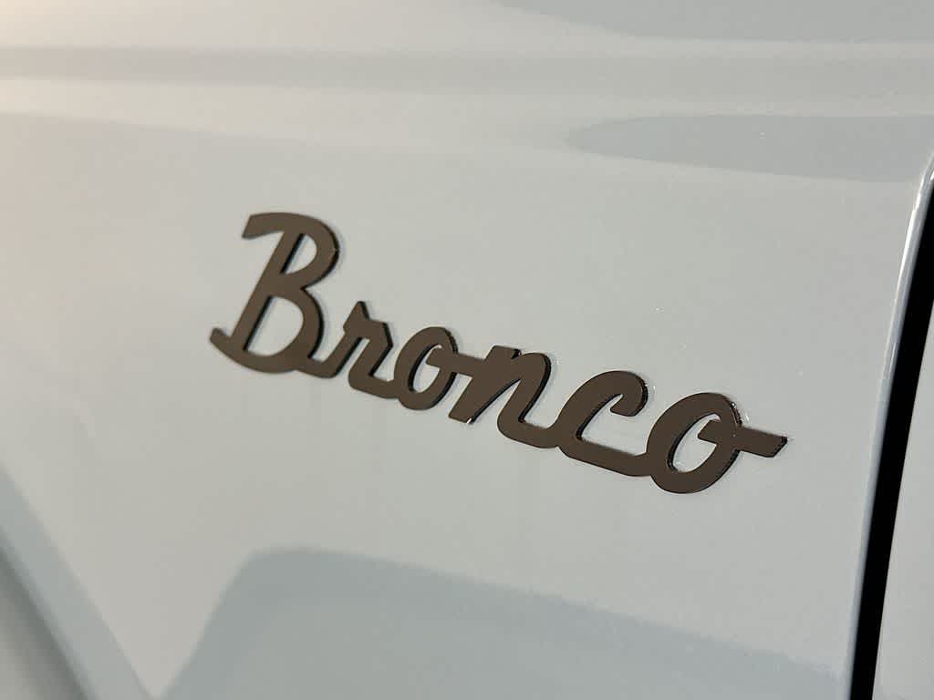Thumbnail: 2023 Ford Bronco - 6