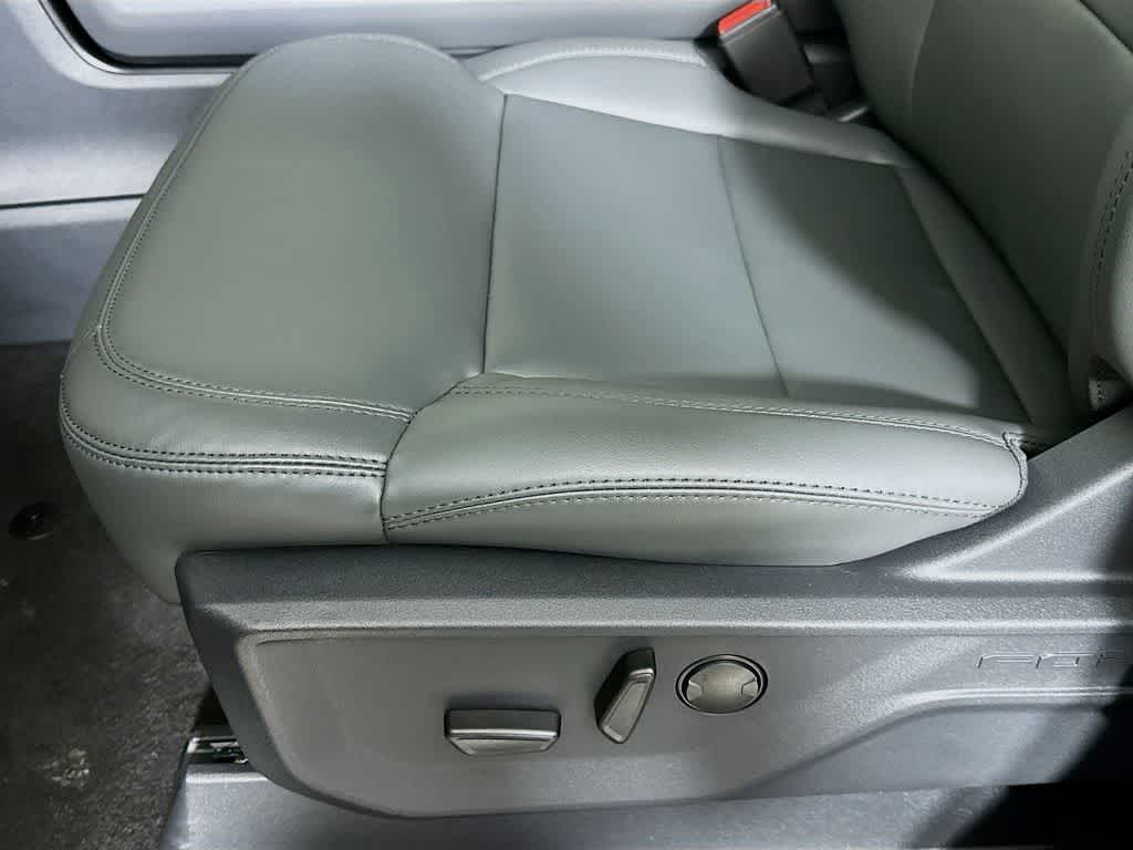 Thumbnail: 2026 Ford Expedition - 29