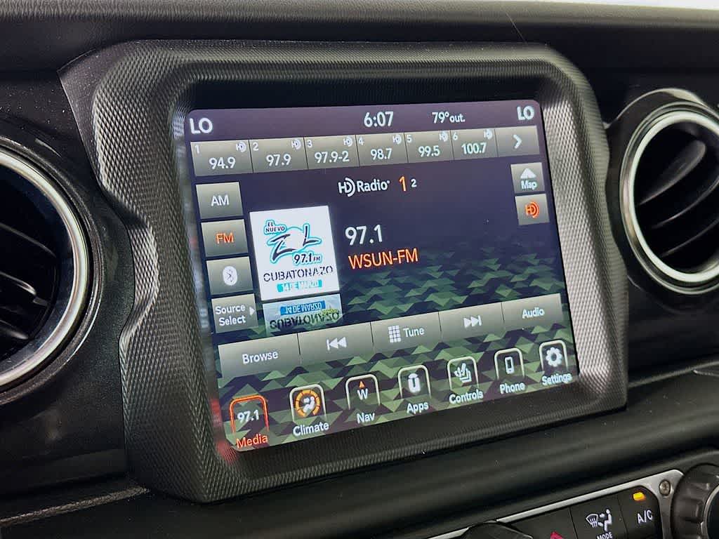 Thumbnail: 2021 Jeep Wrangler - 17