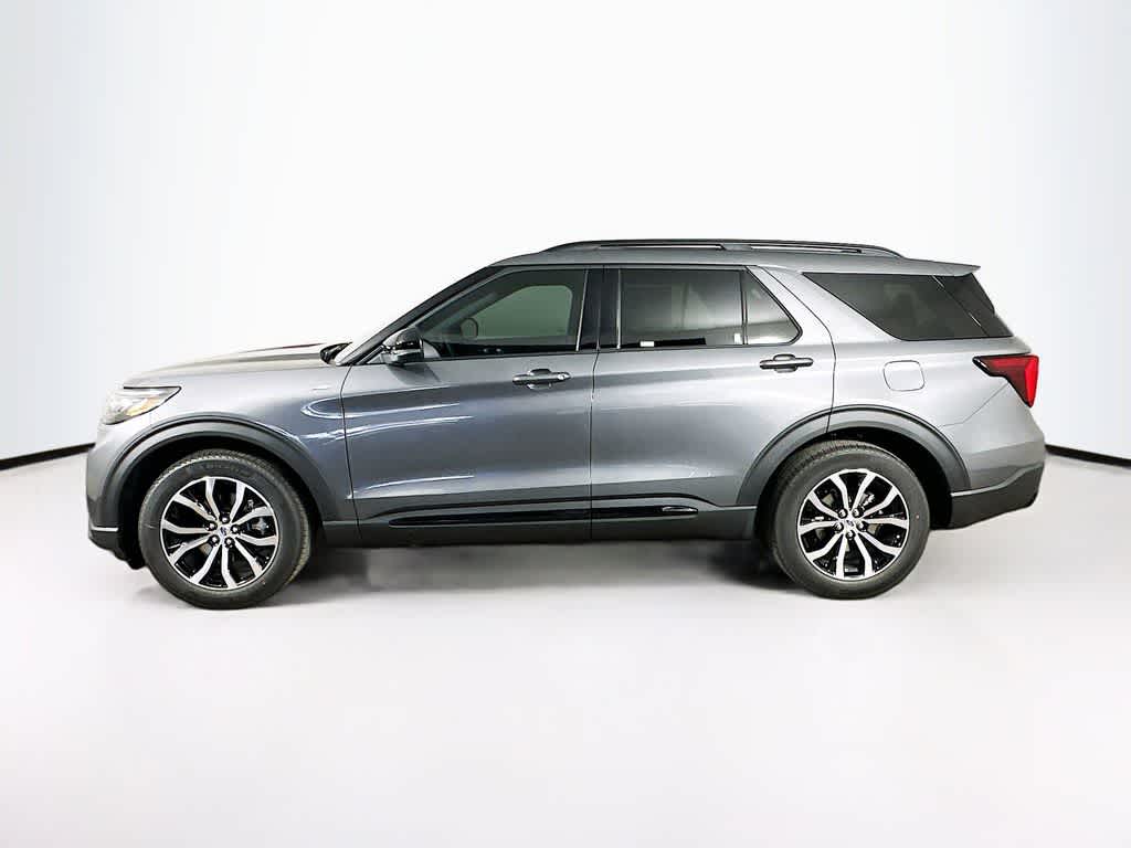 Thumbnail: 2026 Ford Explorer - 3
