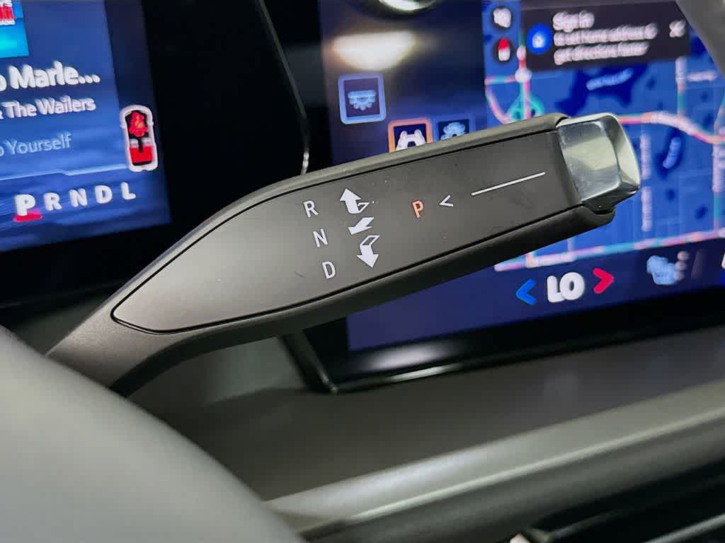 Thumbnail: 2025 Chevrolet Traverse - 19