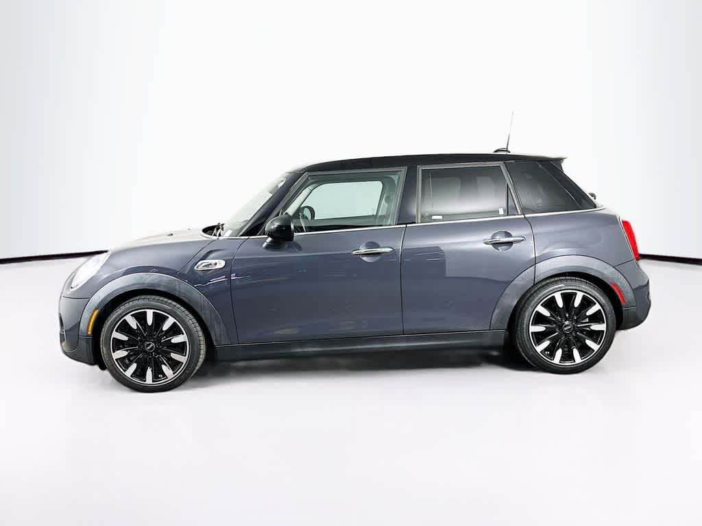Thumbnail: 2016 MINI Cooper Hardtop - 3