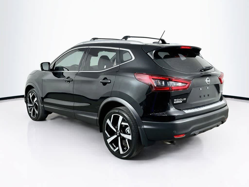 Thumbnail: 2022 Nissan Rogue Sport - 4