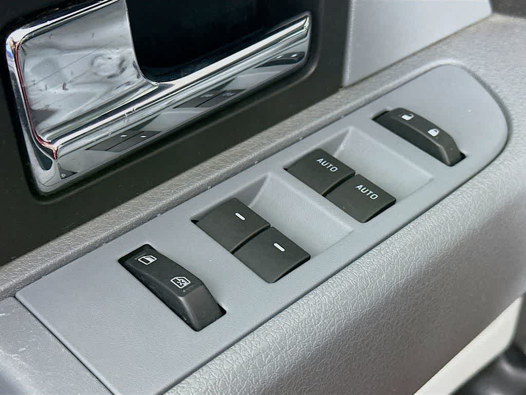 Thumbnail: 2014 Ford F-150 - 27