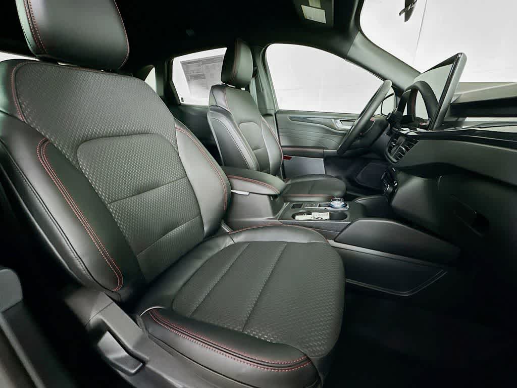 Thumbnail: 2026 Ford Escape - 15