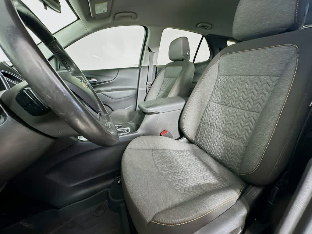 Thumbnail: 2022 Chevrolet Equinox - 12