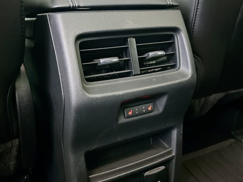 Thumbnail: 2021 Ford Edge - 13