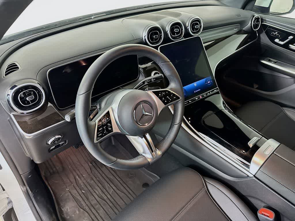 Thumbnail: 2024 Mercedes-Benz GLC - 2