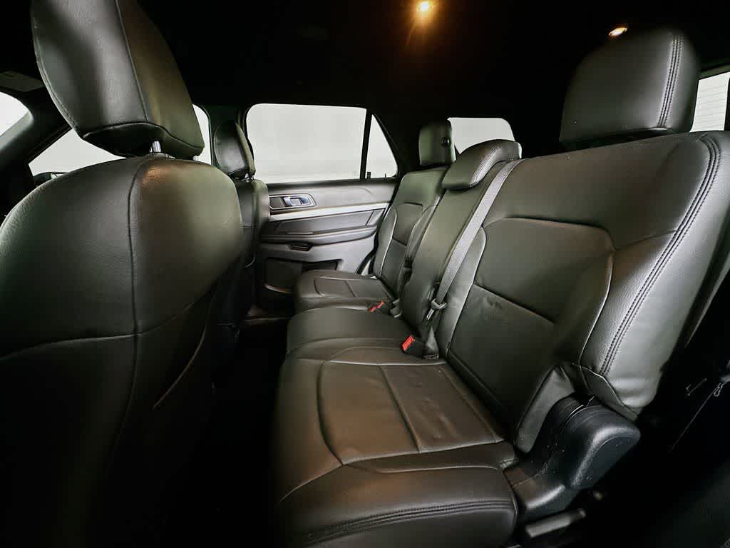 Thumbnail: 2018 Ford Explorer - 14