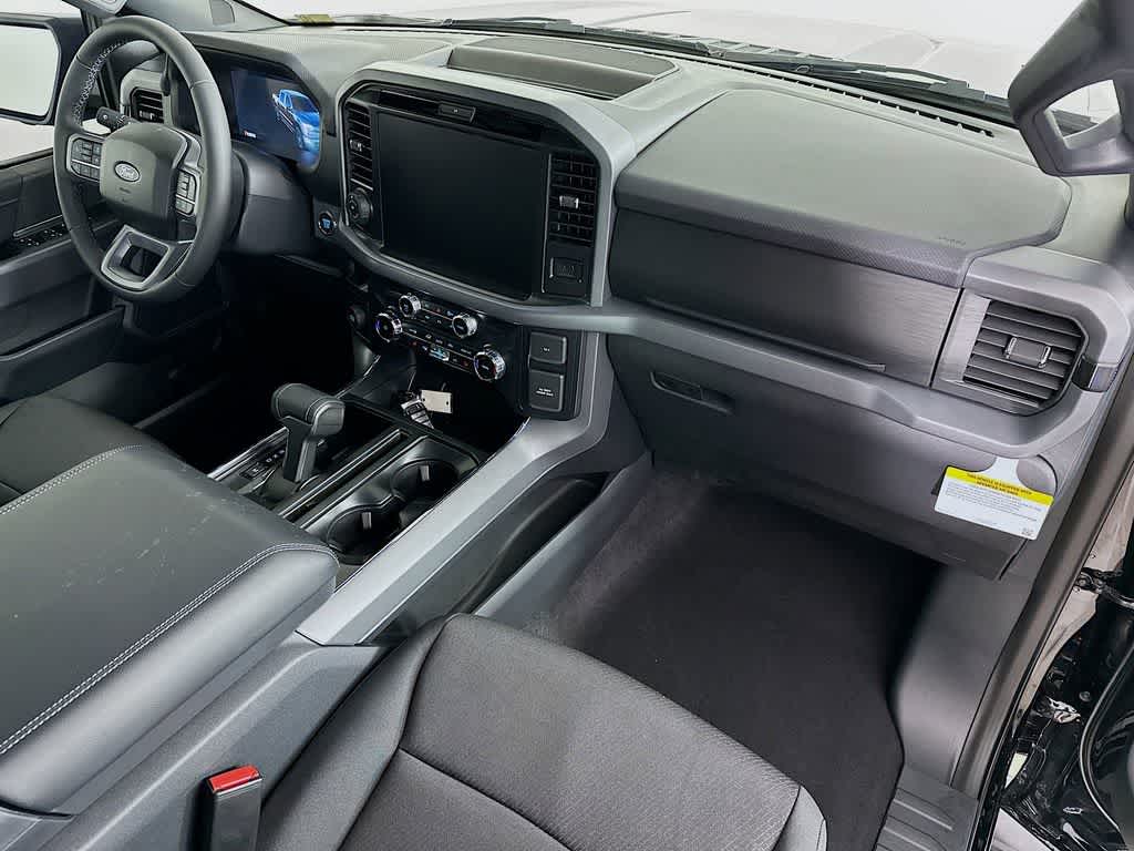 Thumbnail: 2025 Ford F-150 - 33