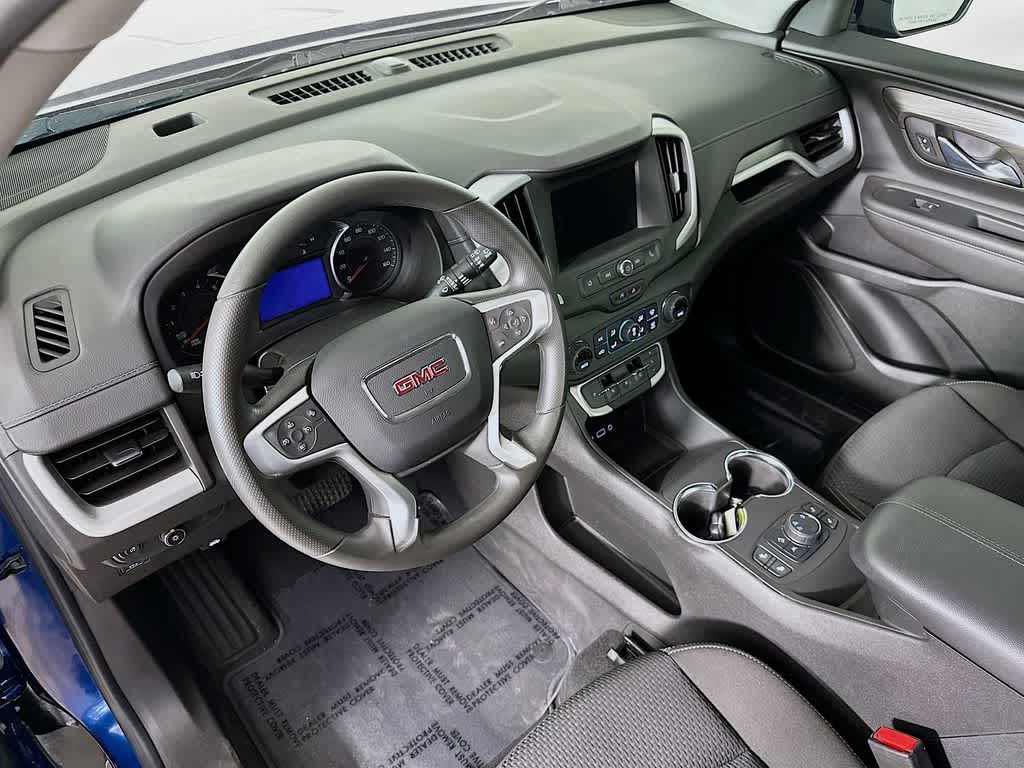2022 GMC Terrain SLE 2