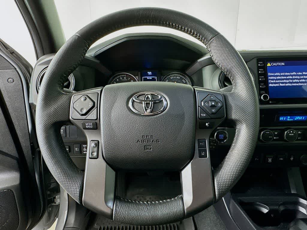 Thumbnail: 2021 Toyota Tacoma - 15