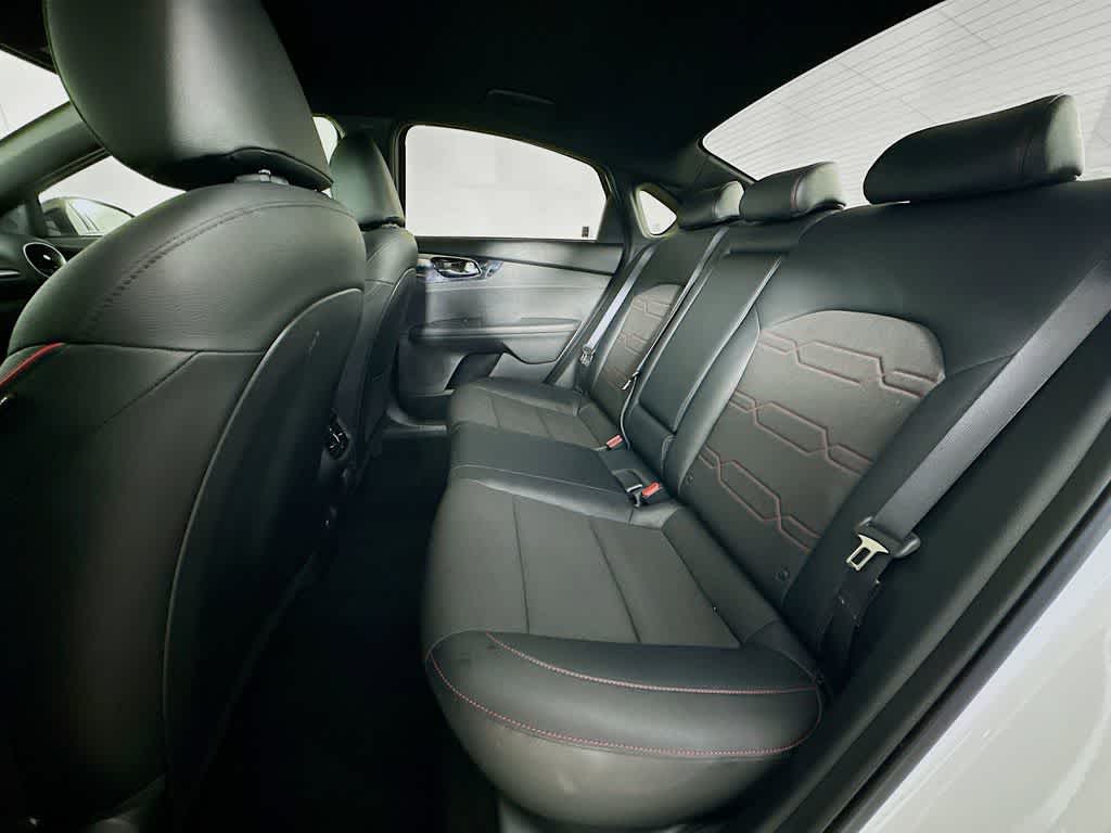 Thumbnail: 2024 Kia Forte - 14