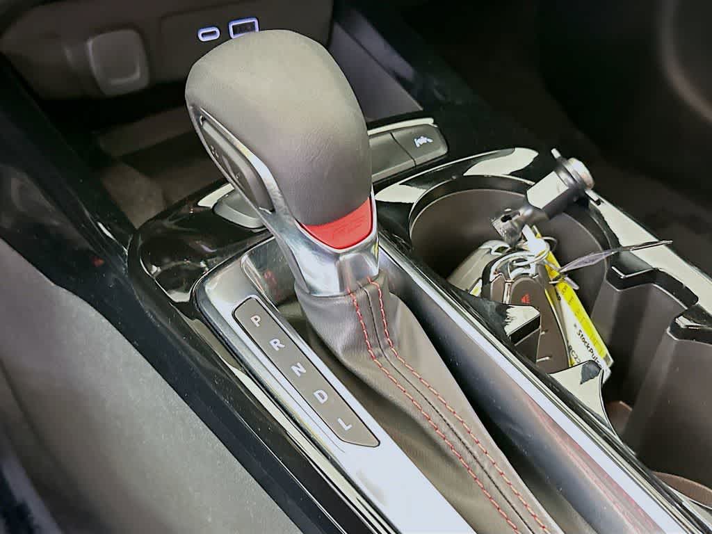 Thumbnail: 2024 Chevrolet Trax - 18