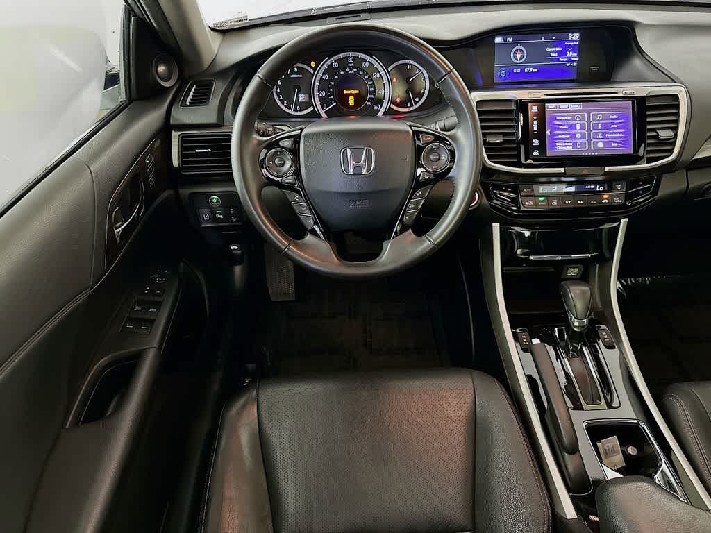 Thumbnail: 2017 Honda Accord - 10