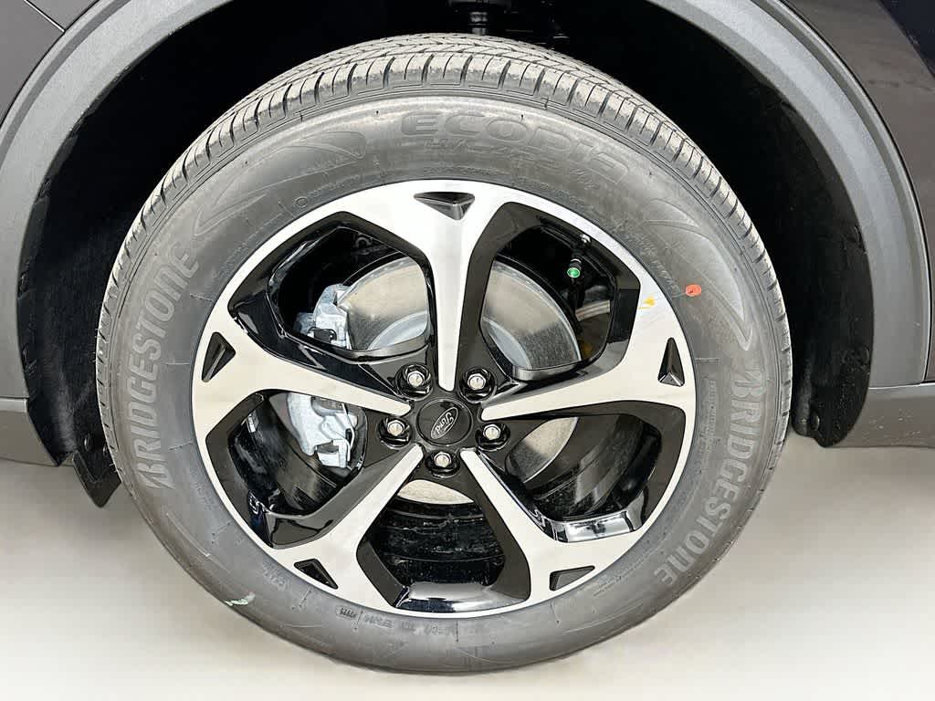 Thumbnail: 2026 Ford Escape - 8