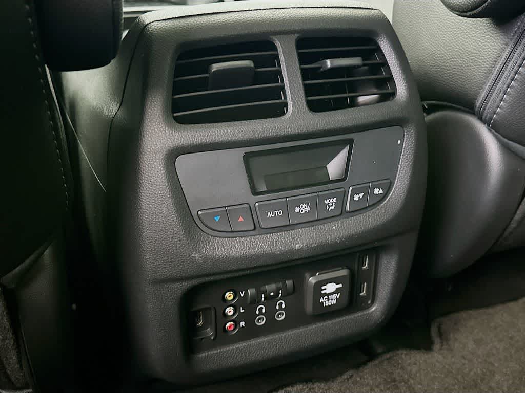 Thumbnail: 2016 Honda Pilot - 13