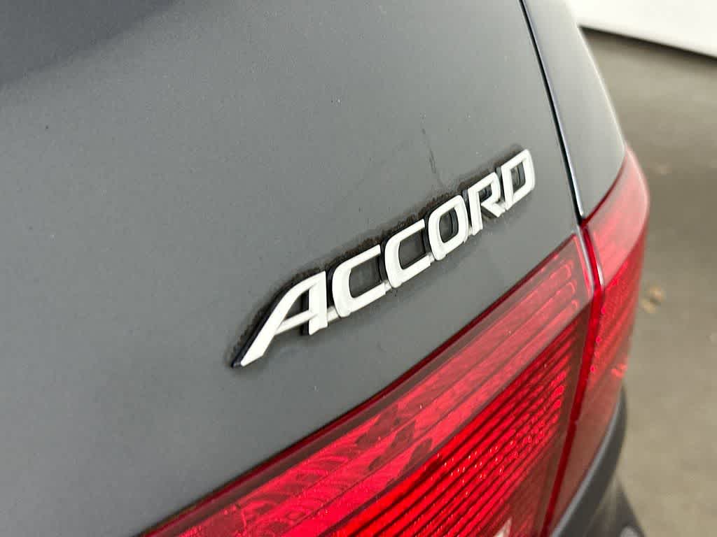 Thumbnail: 2005 Honda Accord - 7