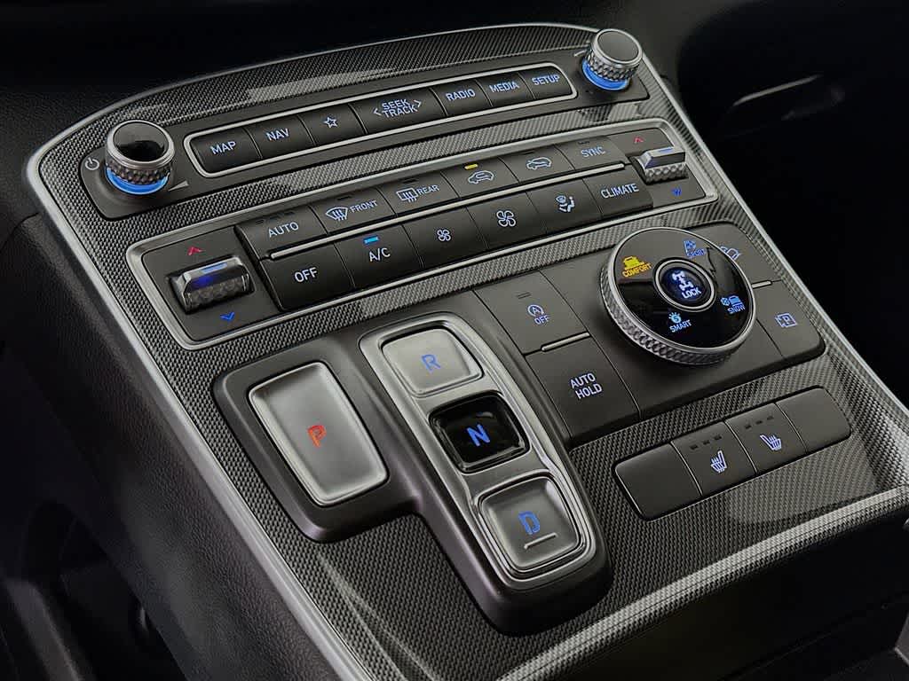 Thumbnail: 2023 Hyundai Santa Fe - 18