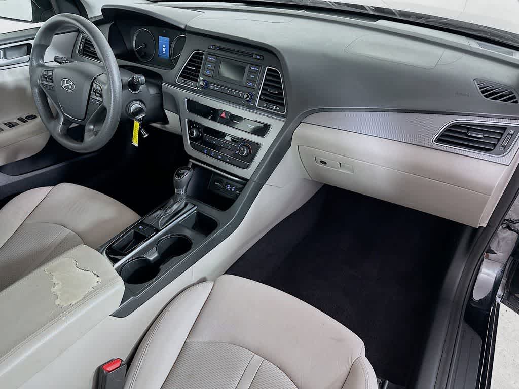 Thumbnail: 2015 Hyundai Sonata - 30
