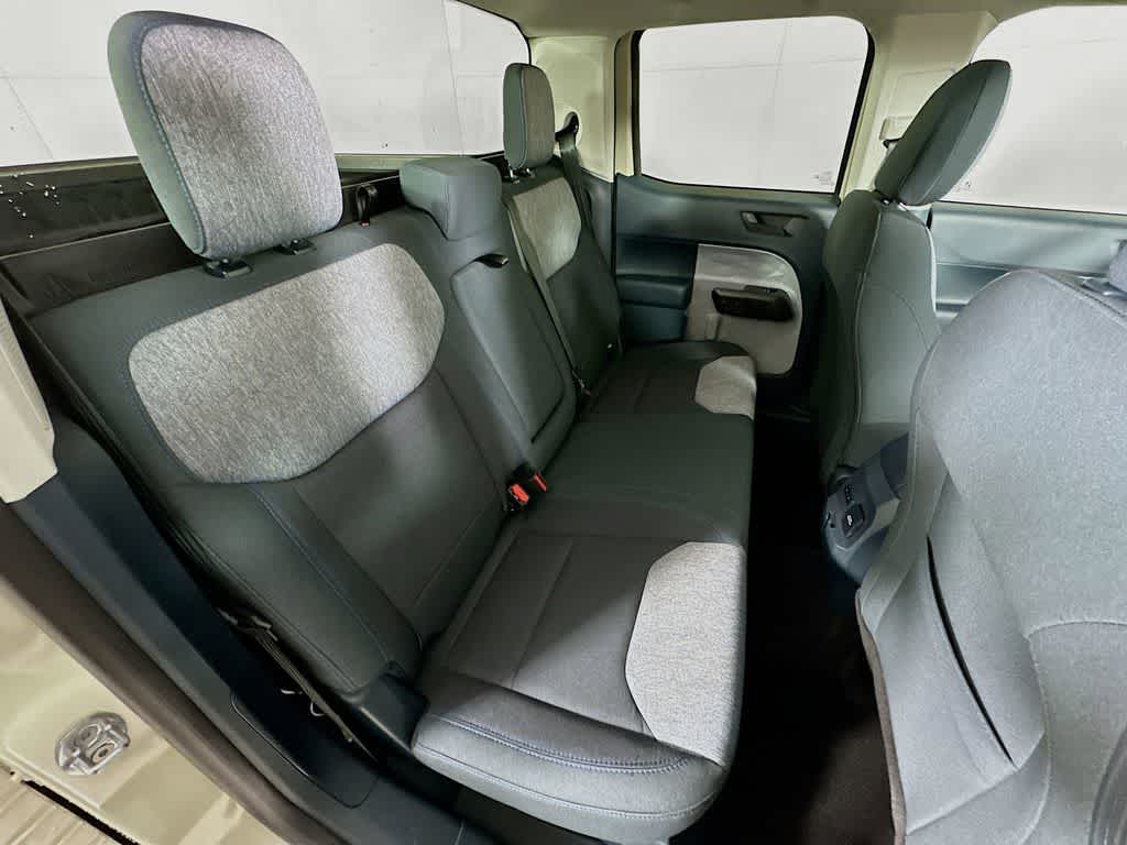 Thumbnail: 2025 Ford Maverick - 32