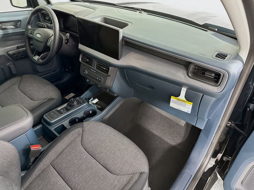 Thumbnail: 2025 Ford Maverick - 31