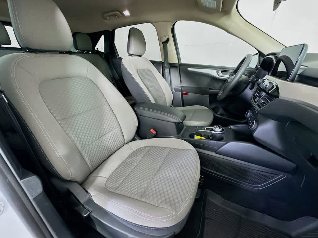 Thumbnail: 2020 Ford Escape - 14