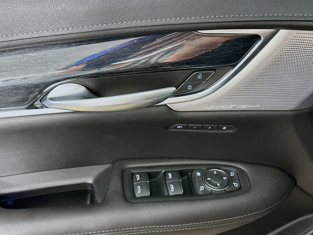 Thumbnail: 2023 Cadillac XT5 - 30