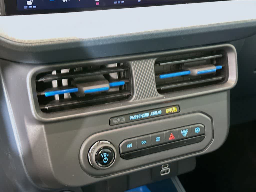 Thumbnail: 2025 Ford Maverick - 17