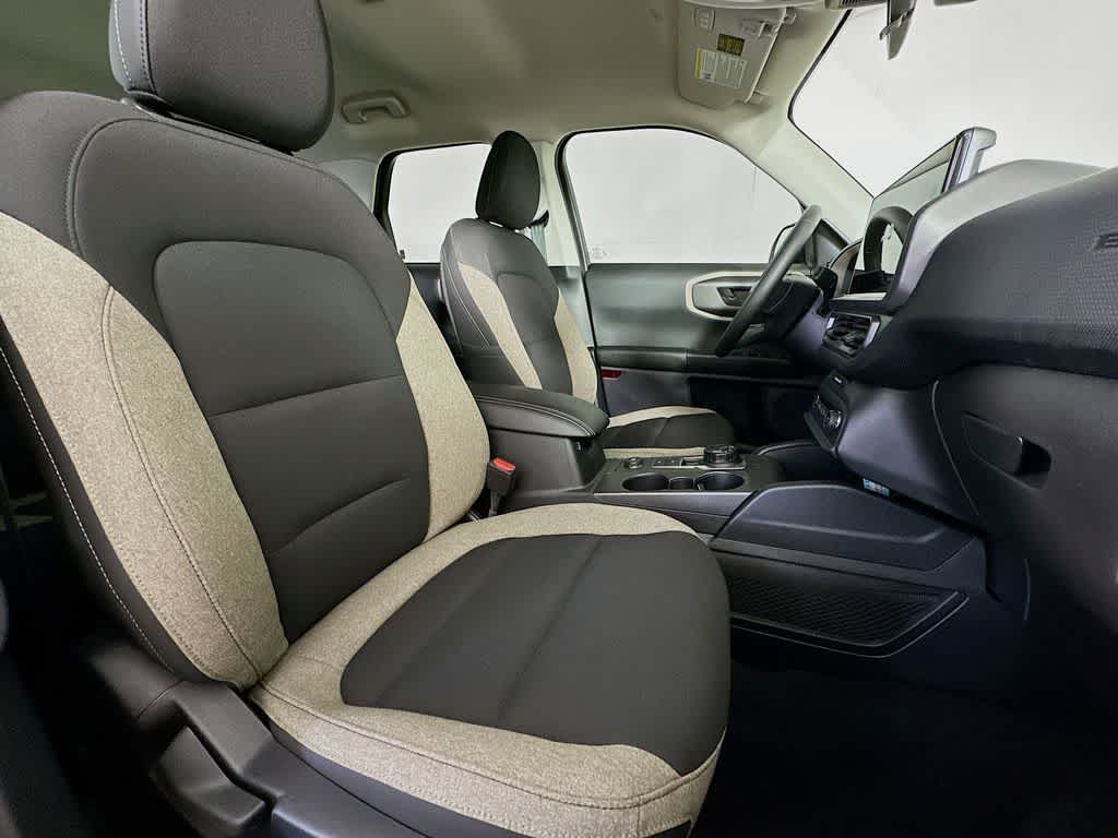 Thumbnail: 2025 Ford Bronco Sport - 15