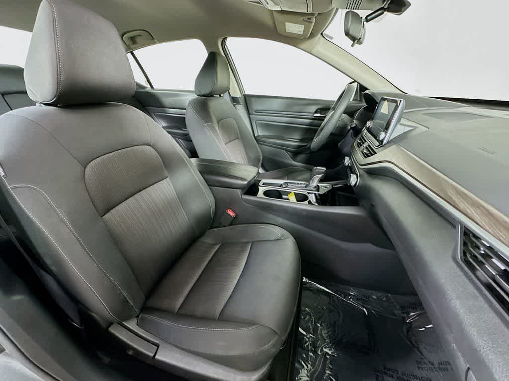 Thumbnail: 2024 Nissan Altima - 14