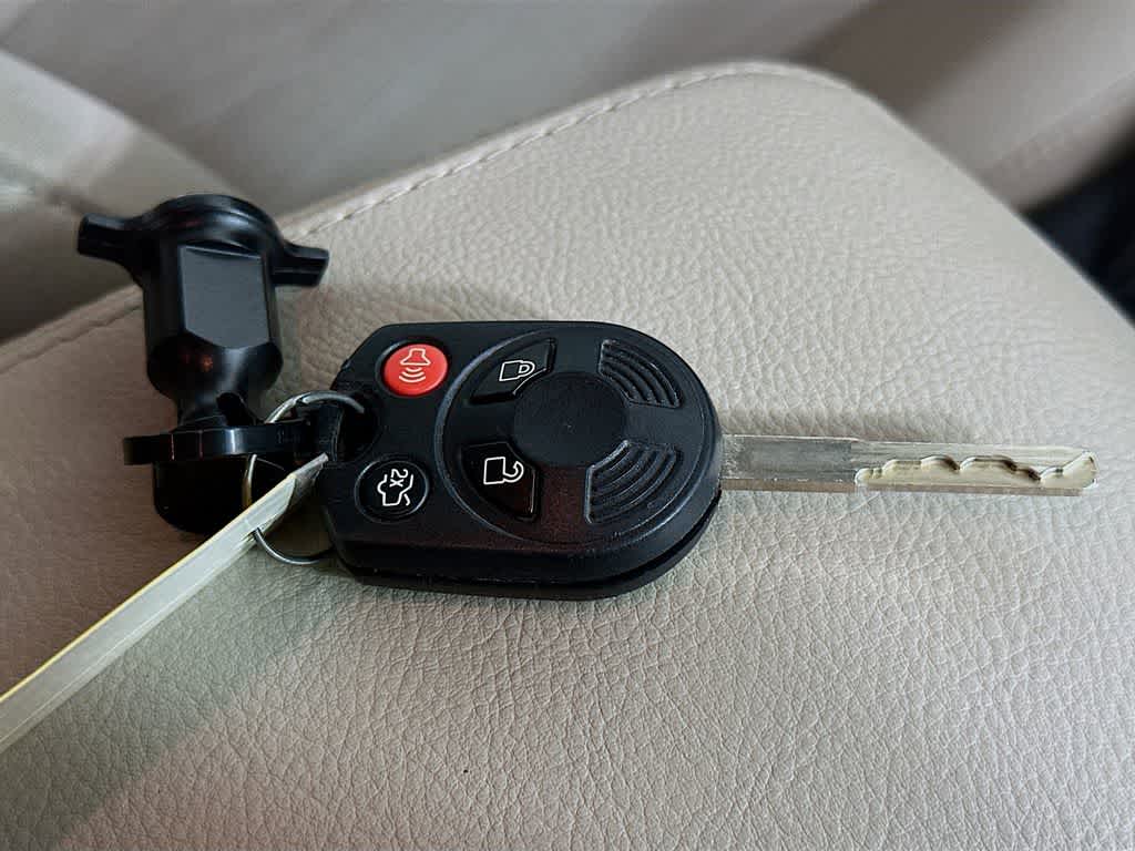 Thumbnail: 2016 Ford Focus - 21