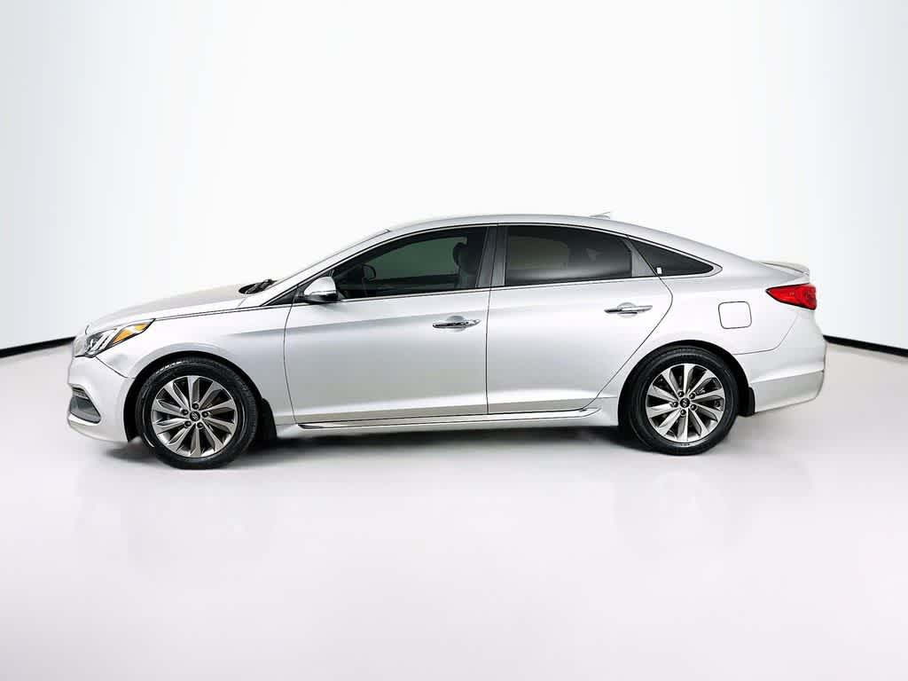 Thumbnail: 2016 Hyundai Sonata - 3